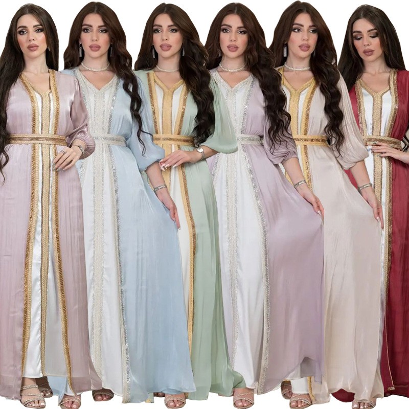 Dresses - ラベンダー色のスパンコールドレス、Vネック、パフスリーブ、サテン生地、ベルト付きウエスト、フロア丈ガウン、ゴールドトリム、刺繍トリム、イブニングドレス