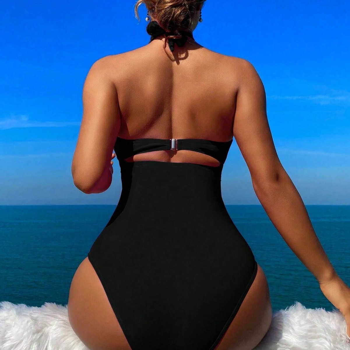 女性用水着 ホルターネック 無地水着 バックレス ウエストシ - Swimwear のレビューと価格