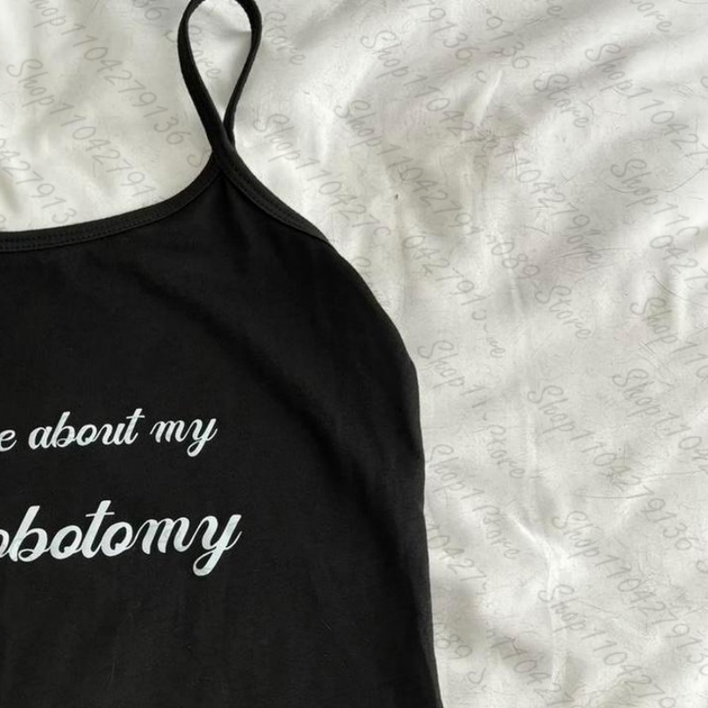 ヴィンテージパンクゴシックキャミソールトップグランジベビーT - Y2K Graphic Baby Tee Crop のレビューと価格
