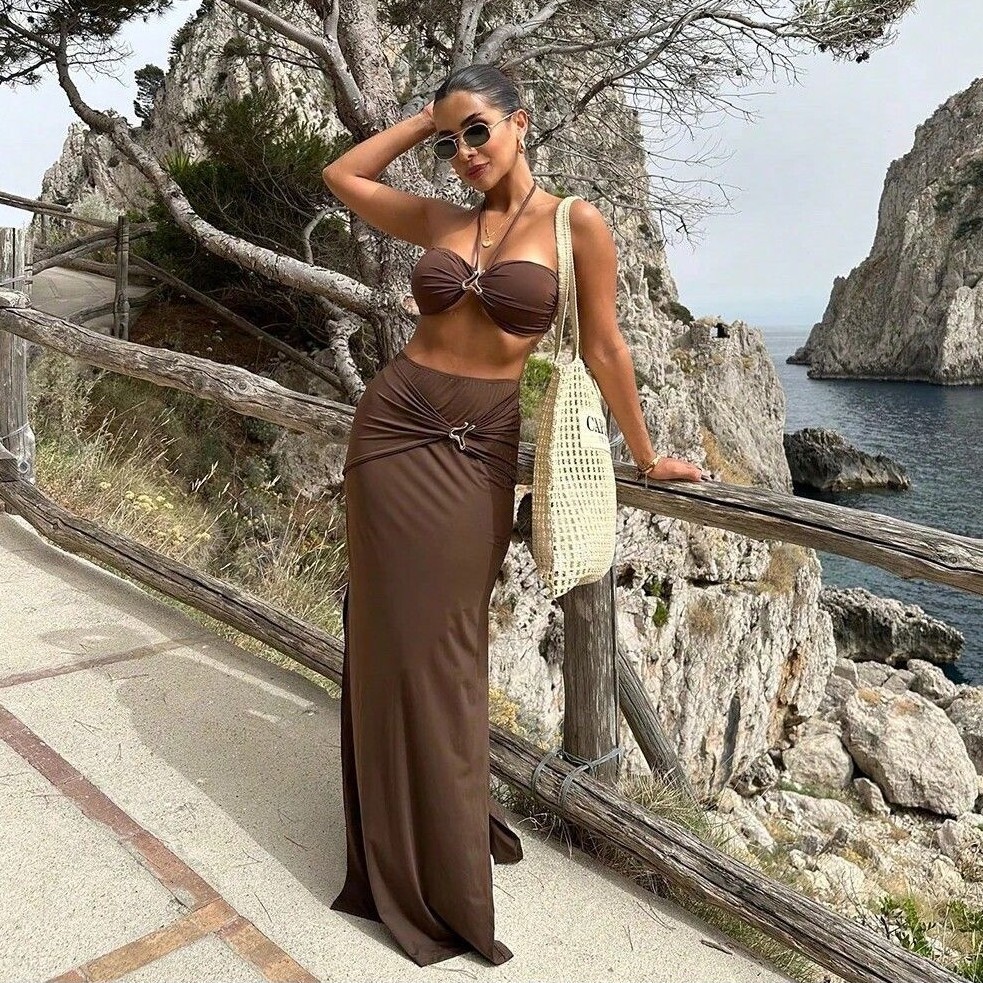 女性用ノースリーブタンキニビキニ、ホルターネック、ハイウエス - Swimwear のレビューと価格