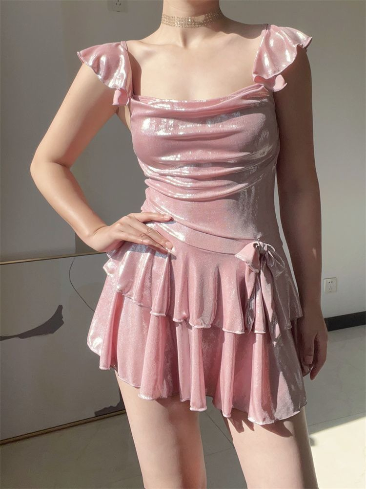 見栄えの良い光沢のあるピンクの水着女性用シャーリングタンキニ - Skirts のレビューと価格